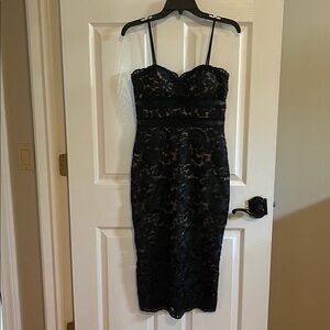 Xscape Lace Dress Size 2 Black And Nude